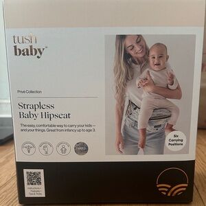 Brand New In Box - TushBaby Strapless Baby Hipseat - Tweed